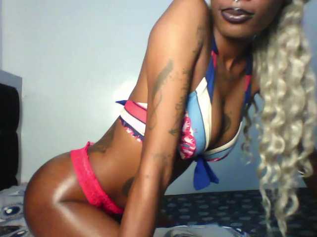 Calin33's BongaCams show and profile