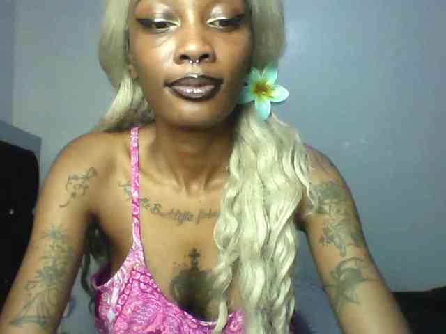 Calin33 Live Webcam on BongaCams