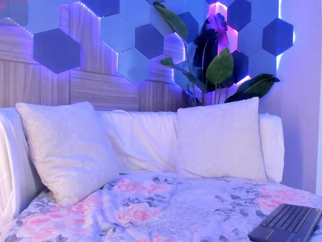 KatyaKozlov's BongaCams show and profile