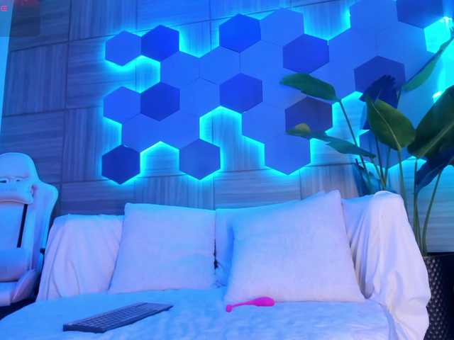 KatyaKozlov's BongaCams show and profile