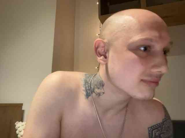 DarkAngel20 Live Webcam on BongaCams