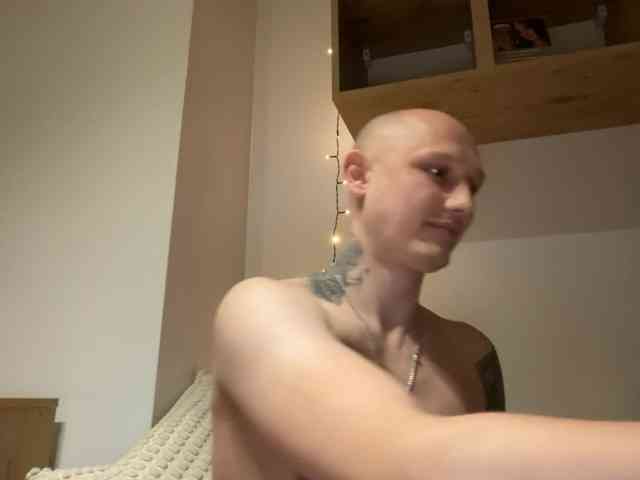 DarkAngel20 Live Webcam on BongaCams