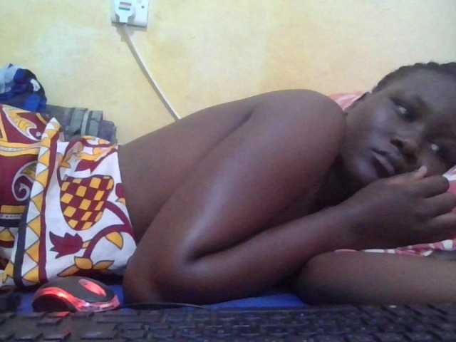 ebony-vannilah Live Cam on BongaCams