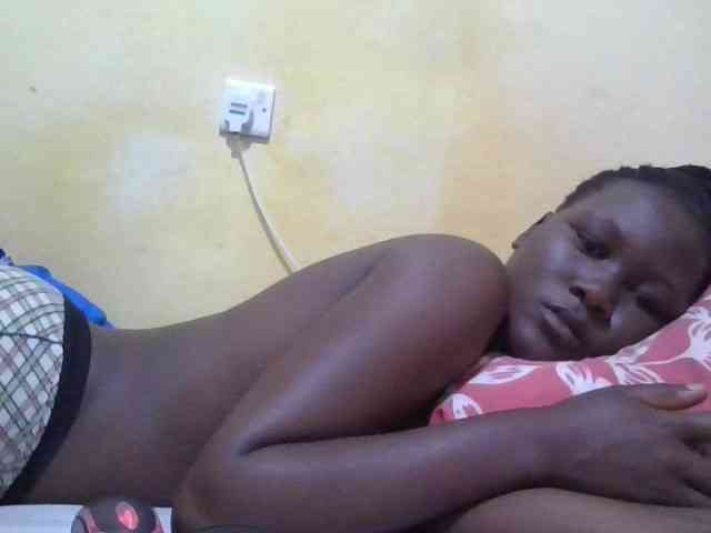 ebony-vannilah Live Webcam on BongaCams