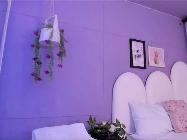 Preview of emma-queen-