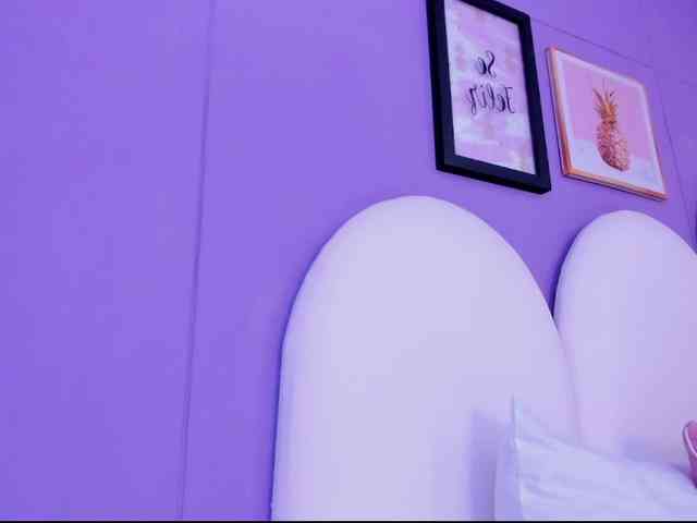 Emma-Queen- Emma-Queen-