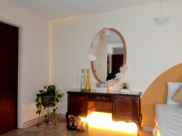 Liaa-Moretti-'s BongaCams show and profile