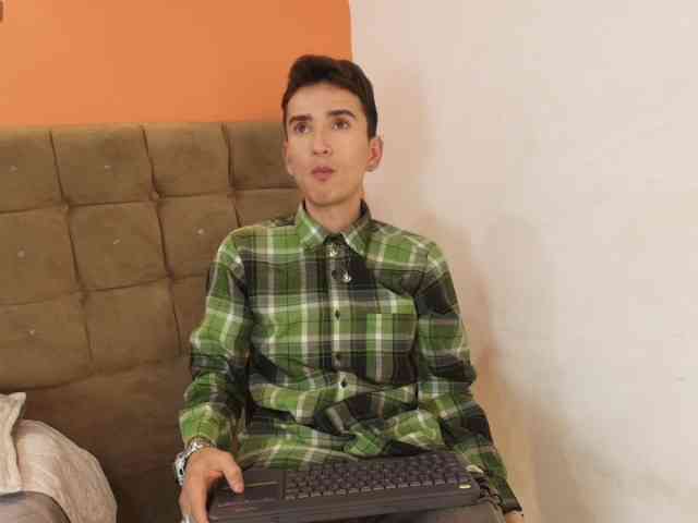 Iam-Smiith Iam-Smiith