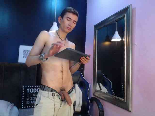 Iam-Smiith Iam-Smiith