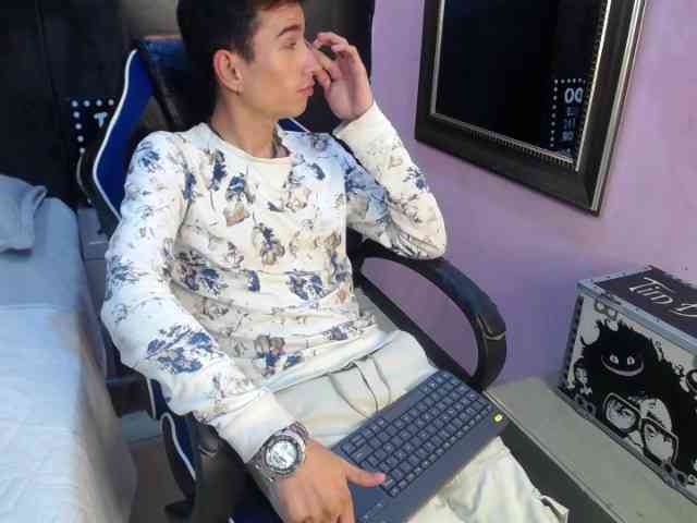 Iam-Smiith Iam-Smiith