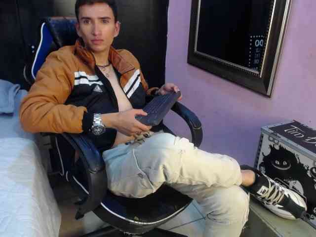 Iam-Smiith Iam-Smiith