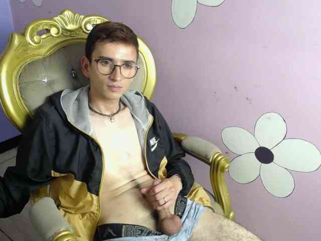 Iam-Smiith Iam-Smiith