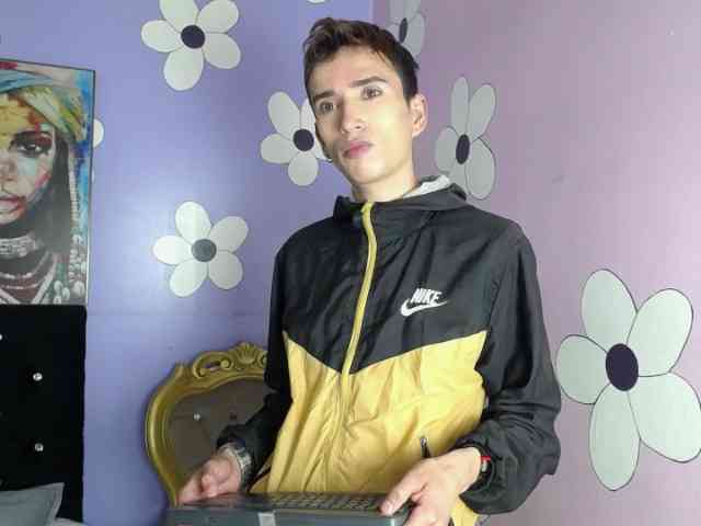 Iam-Smiith Iam-Smiith