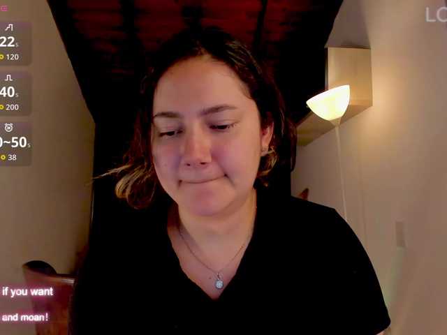 xHelenax's BongaCams show and profile