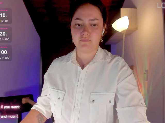 xHelenax's BongaCams show and profile