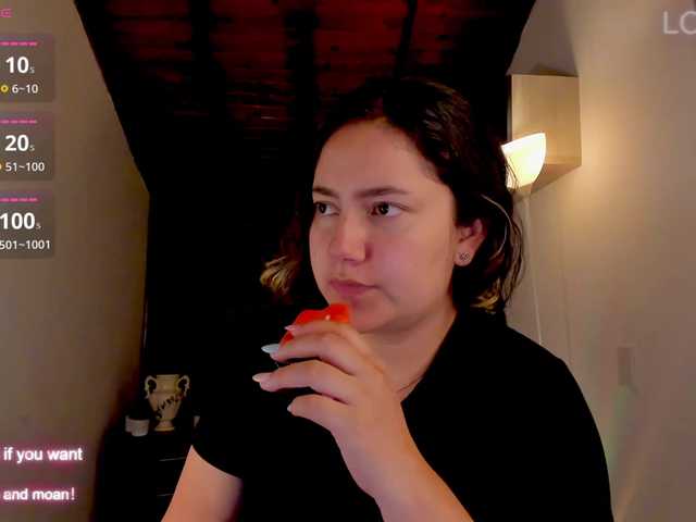 xHelenax's BongaCams show and profile