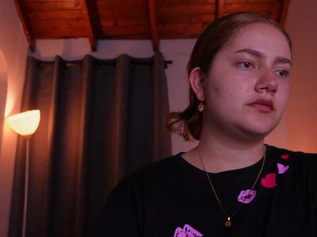 xHelenax's BongaCams show and profile