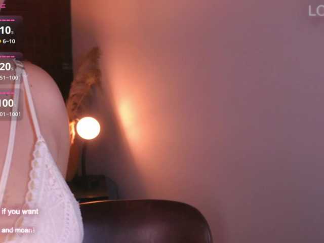 xHelenax's BongaCams show and profile