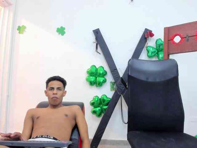 HotSweetGuys HotSweetGuys