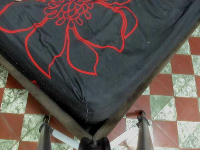 kianabarlow's BongaCams show and profile