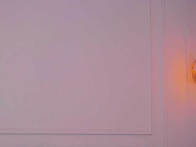 AriannaRuss live room