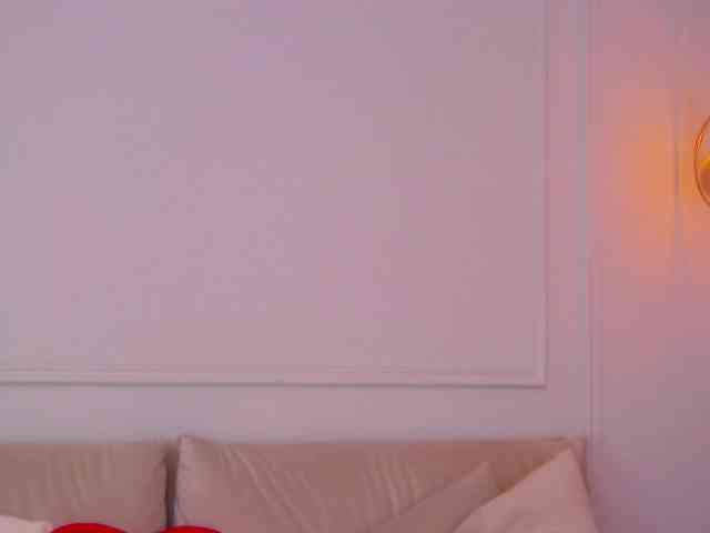 AriannaRuss webcam