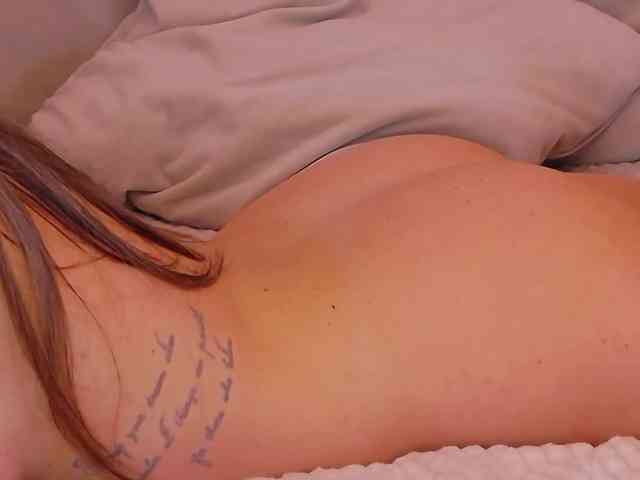 AriannaRuss AriannaRuss