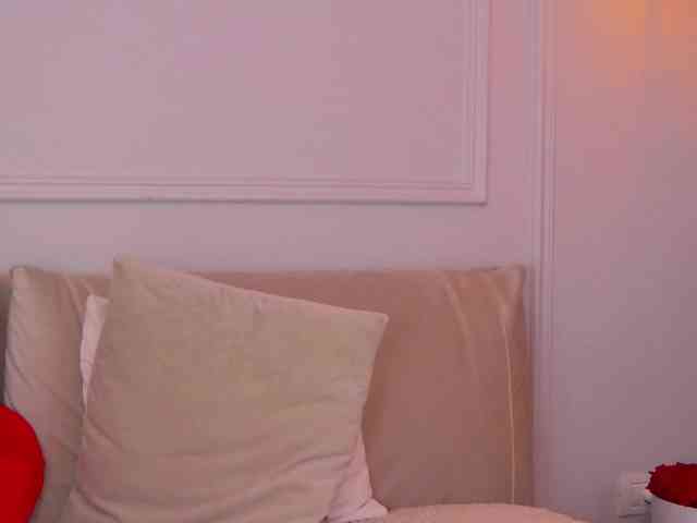 AriannaRuss AriannaRuss