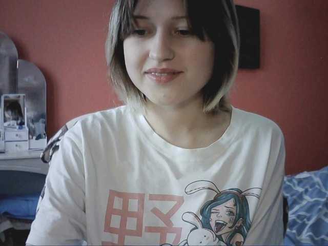 SnowWhiteNika – webcam model profile photo