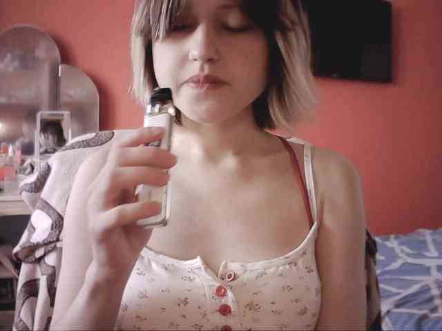 SnowWhiteNika SnowWhiteNika