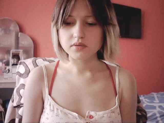 SnowWhiteNika SnowWhiteNika