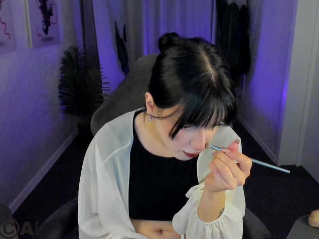 Lilith-Wholshh's BongaCams show and profile