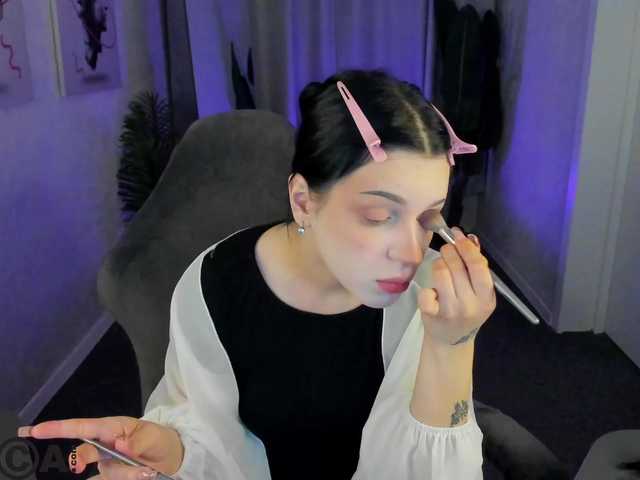 Lilith-Wholshh's BongaCams show and profile