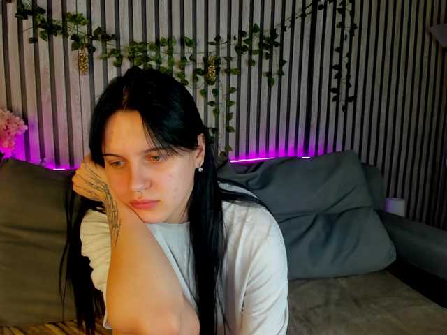 Lilith-Wholshh's BongaCams show and profile