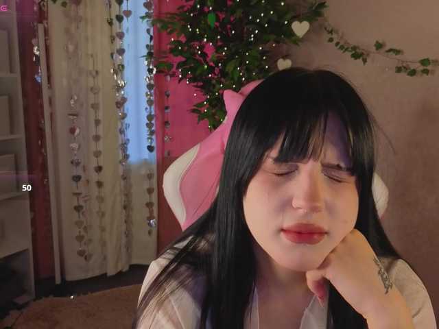 Lilith-Wholshh's BongaCams show and profile