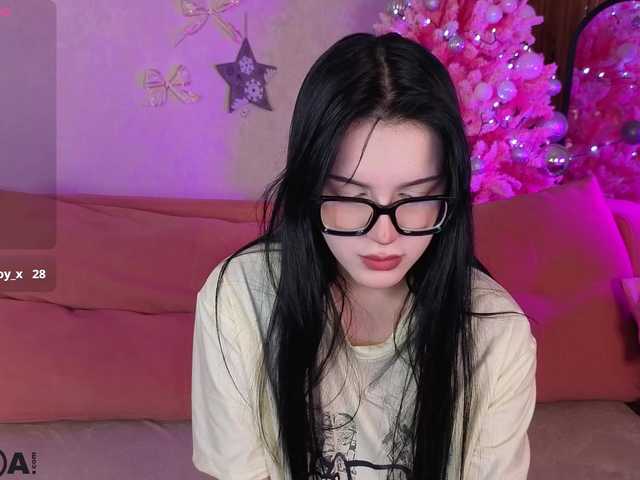 Lilith-Wholshh's BongaCams show and profile