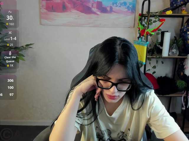 Lilith-Wholshh's BongaCams show and profile