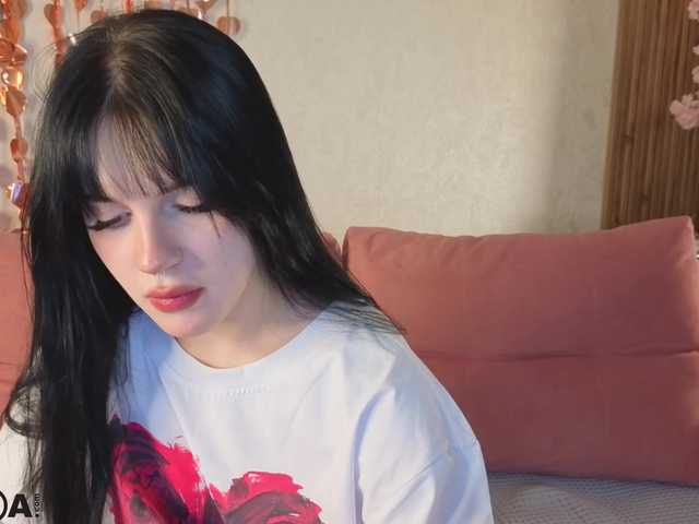 Lilith-Wholshh's BongaCams show and profile