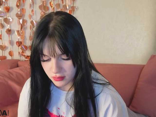 Lilith-Wholshh's BongaCams show and profile