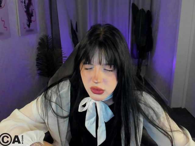 Lilith-Wholshh's BongaCams show and profile