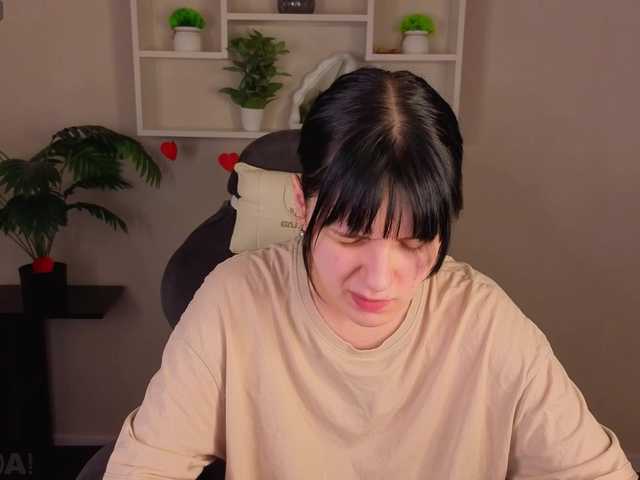 Lilith-Wholshh's BongaCams show and profile