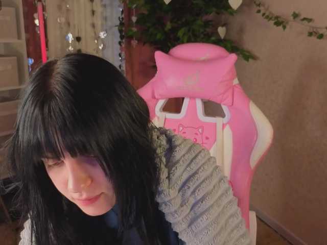 Lilith-Wholshh's BongaCams show and profile