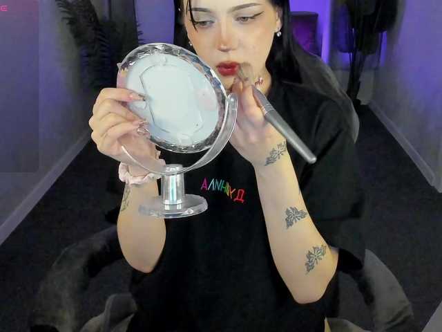 Lilith-Wholshh's BongaCams show and profile