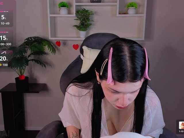 Lilith-Wholshh's BongaCams show and profile