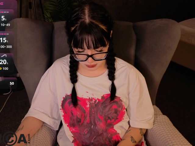 Lilith-Wholshh's BongaCams show and profile