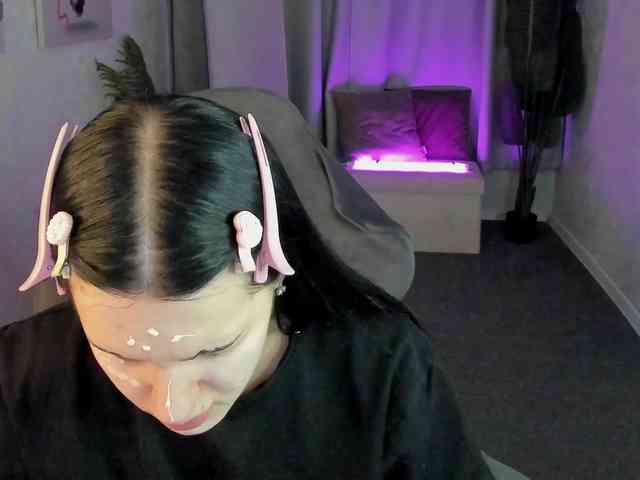 Lilith-Wholshh webcam