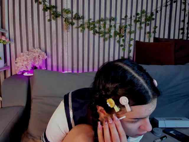 Lilith-Wholshh webcam