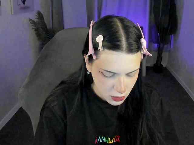 Lilith-Wholshh webcam