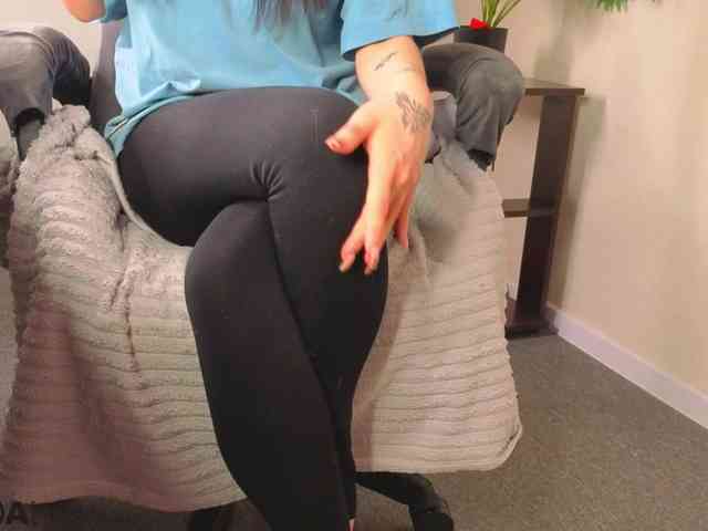 Lilith-Wholshh webcam