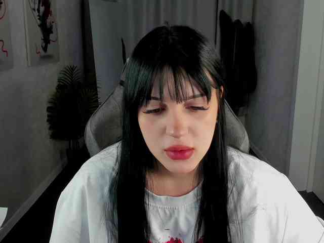 Lilith-Wholshh webcam